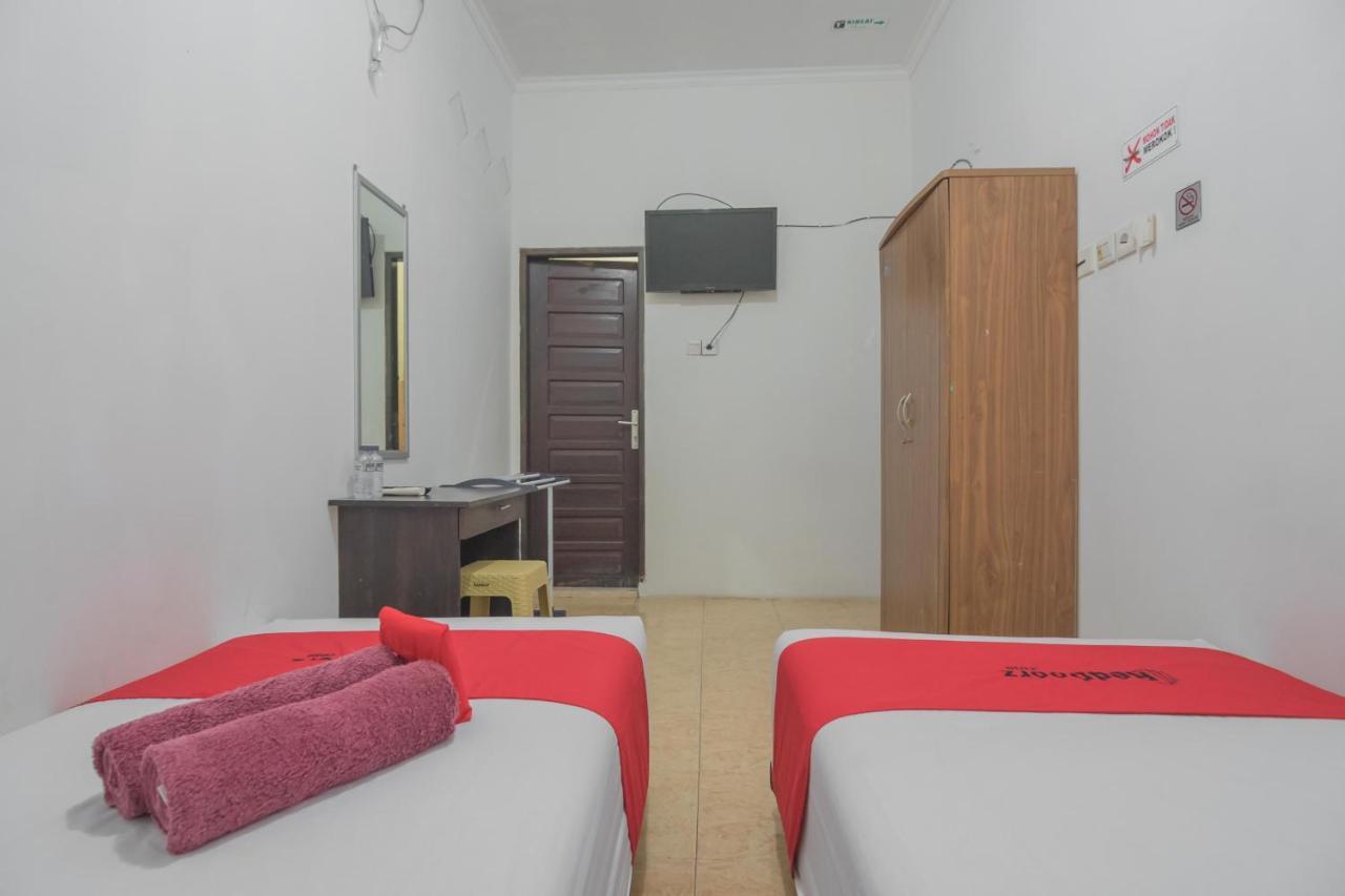 Wisma tamu Reddoorz Near Sepinggan Airport 2 2*