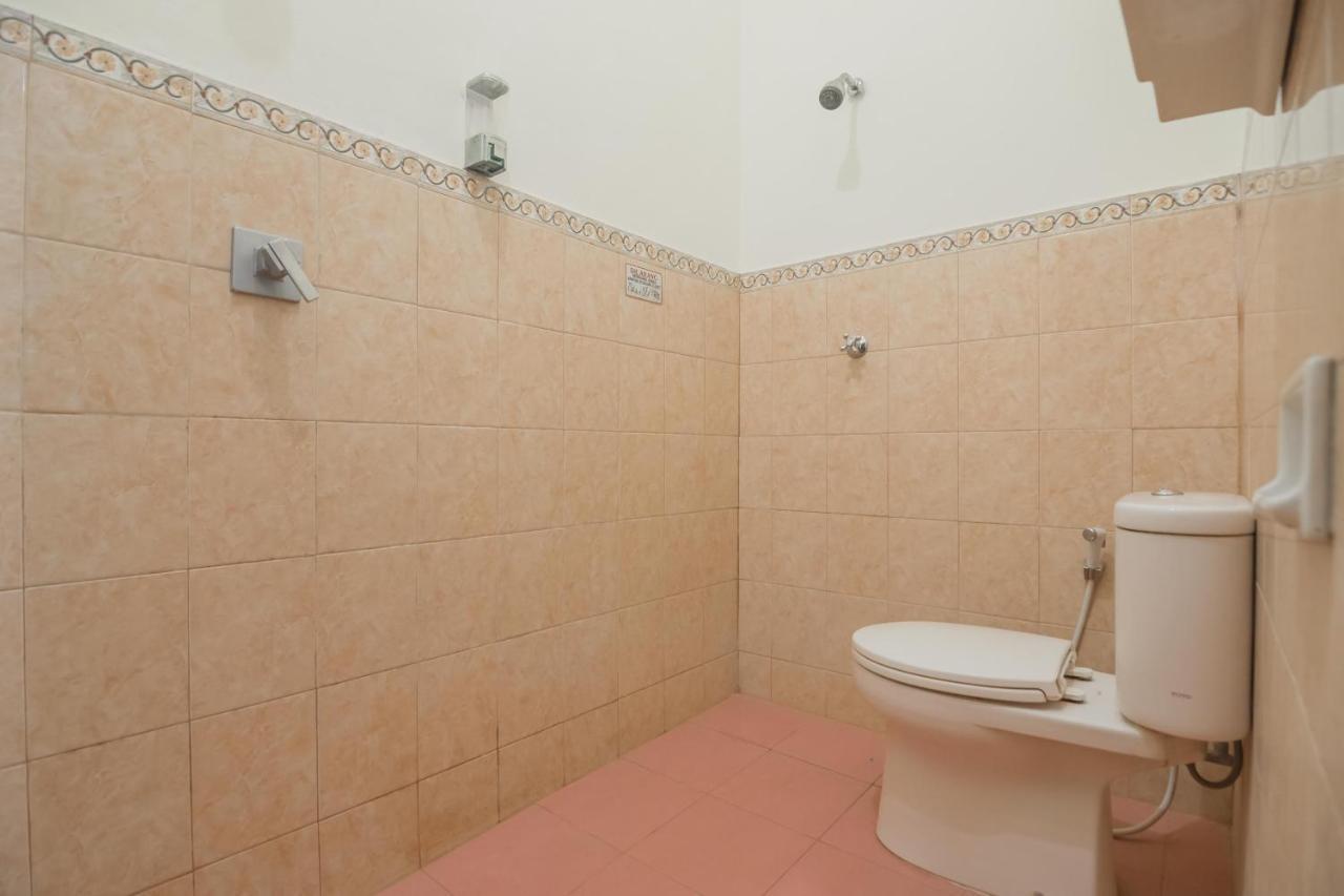 Wisma tamu Reddoorz Near Sepinggan Airport 2 Balikpapan (Borneo)